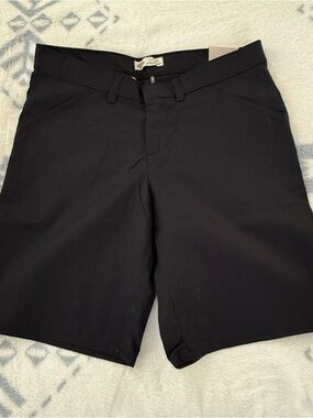 Women’s Dickies Black Flat Front Performance Shorts fits size 4 new with tags